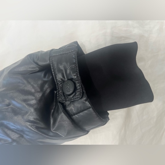 SAM jacket - Picture 15 of 16